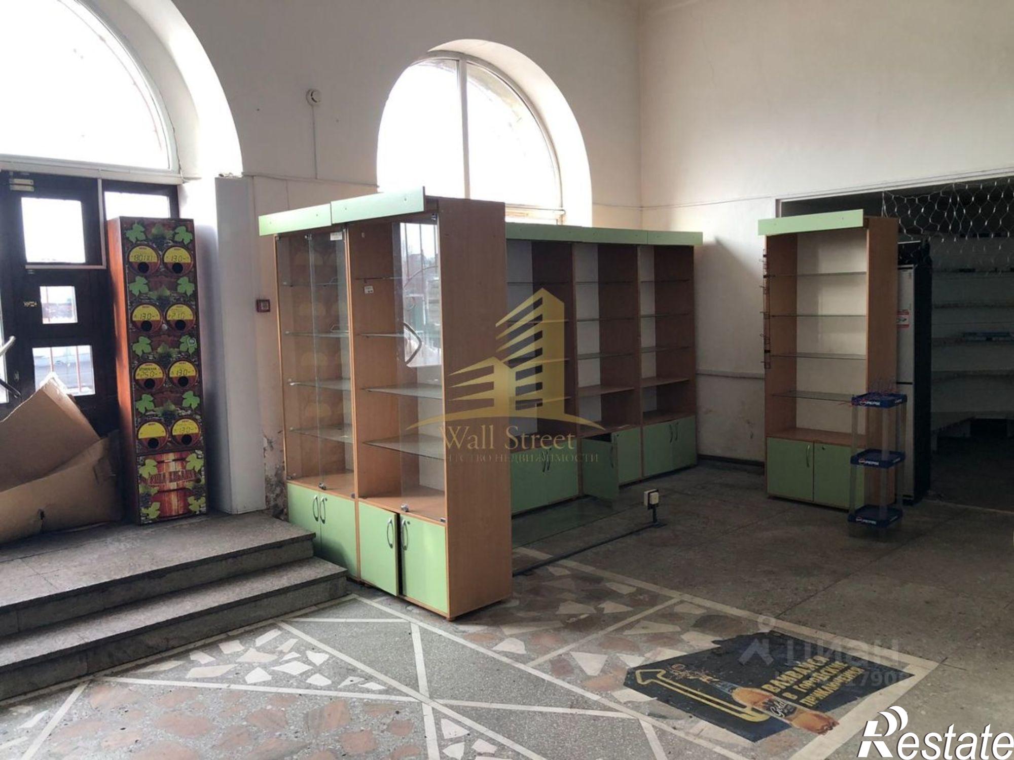 Сдать торговое помещение за 69 879 рублей на улица Гагарина, 7