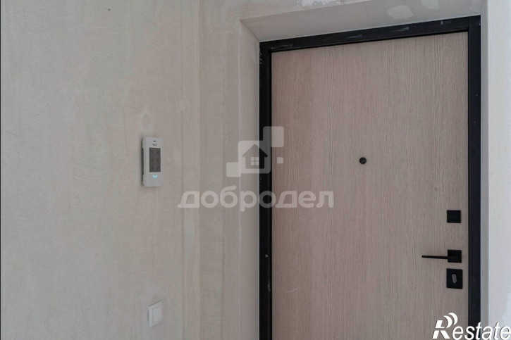 4-комн квартира в новом доме ул. Ландау, 1