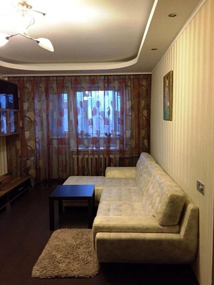 1-комн квартира Победы улица, 124
