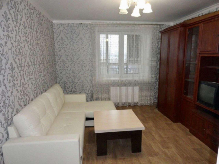 2-комн квартира Артиллерийская улица, 32