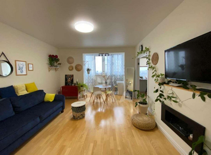 2-комн квартира Республиканская улица, 74а