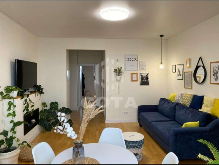 2-комн квартира Республиканская улица, 74а