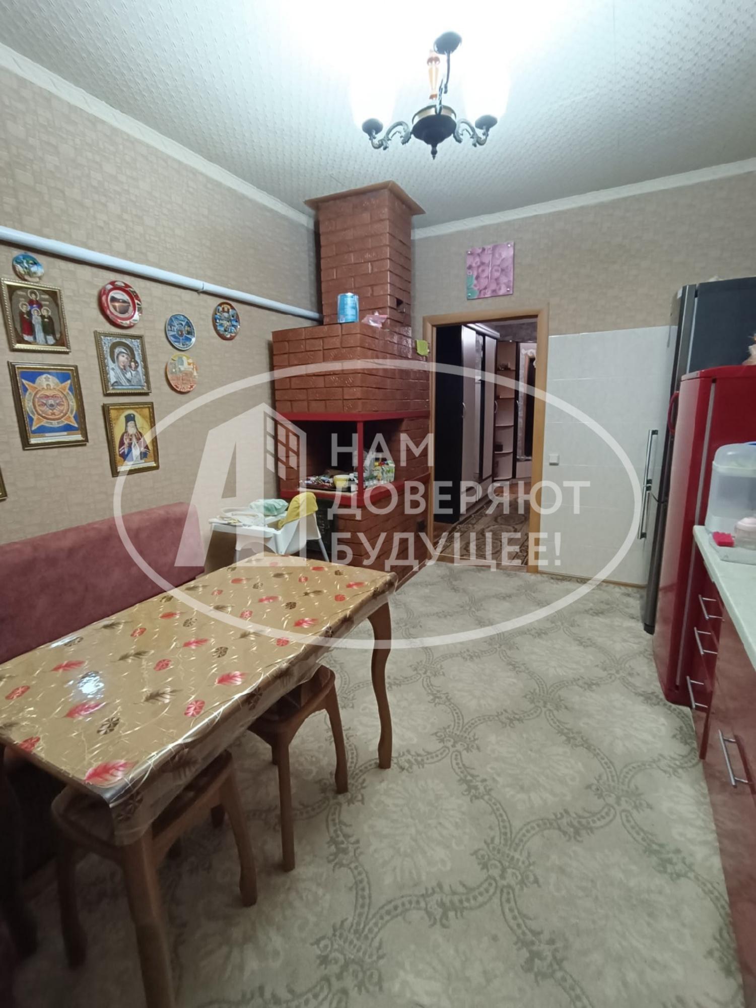 Купить дачу, дом, коттедж за 4 600 000 рублей на Центральная улица