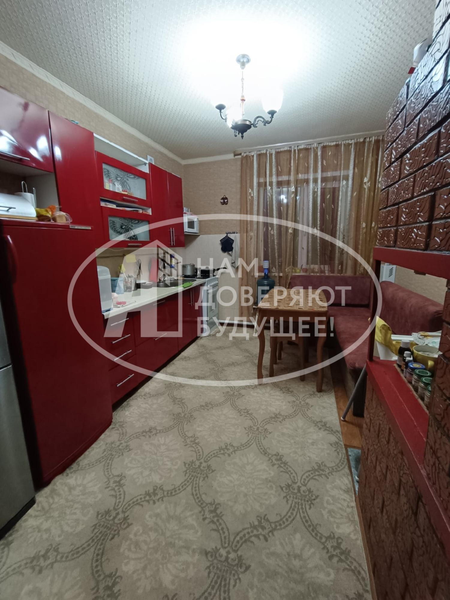 Купить дачу, дом, коттедж за 4 600 000 рублей на Центральная улица