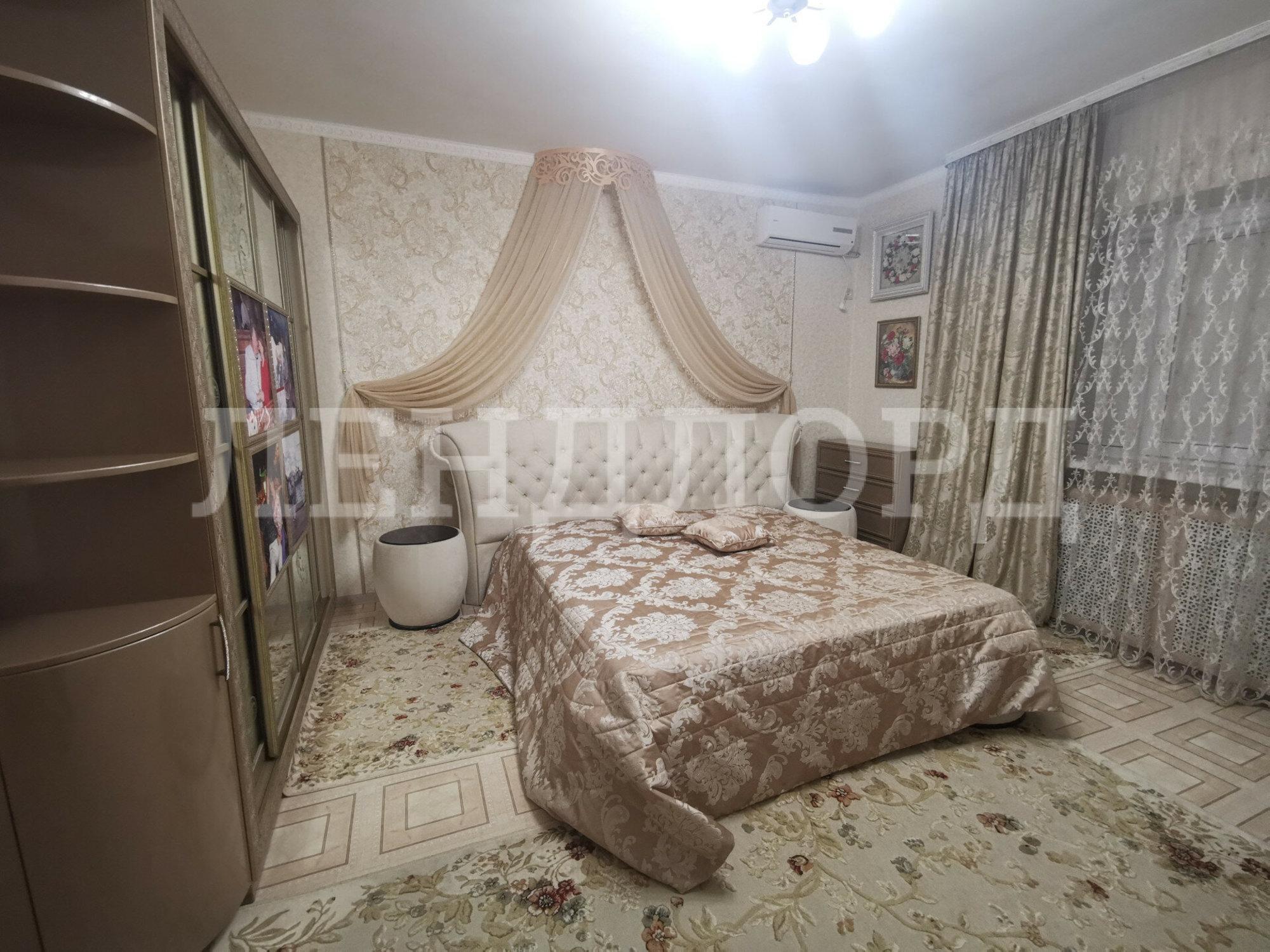 Купить дачу, дом, коттедж за 22 990 000 рублей на 1-я Краснодонская улица