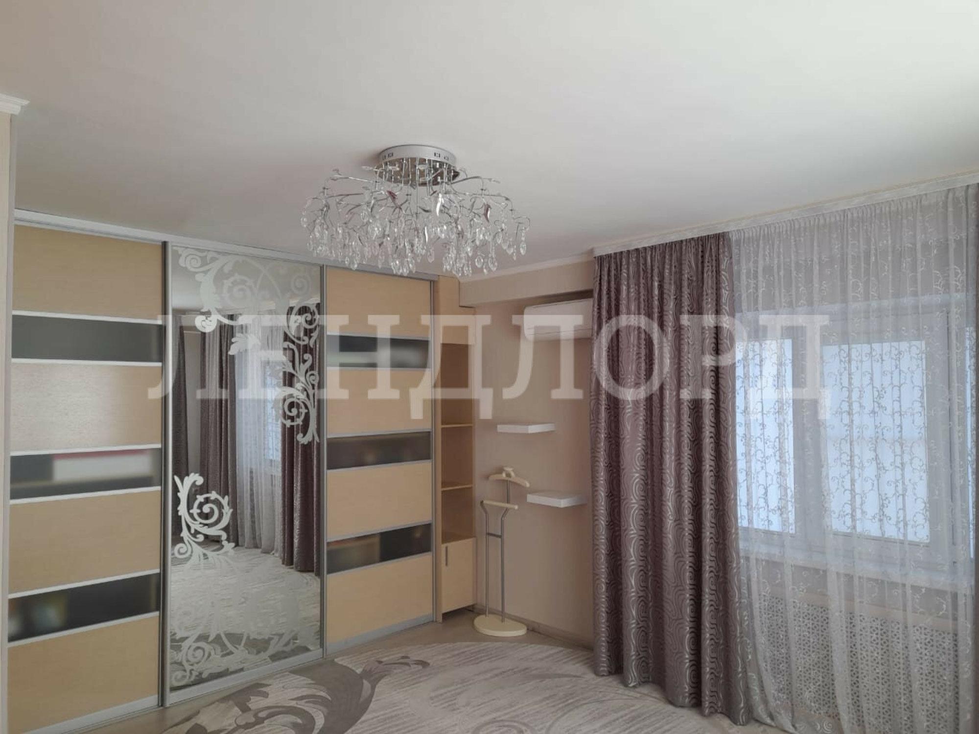 Купить дачу, дом, коттедж за 22 990 000 рублей на 1-я Краснодонская улица