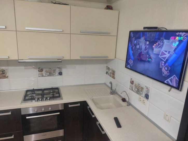 2-комн квартира Солнечная ул, 35
