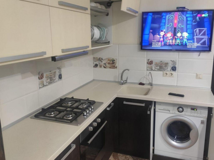 2-комн квартира Солнечная ул, 35