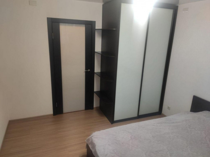 2-комн квартира Солнечная ул, 35