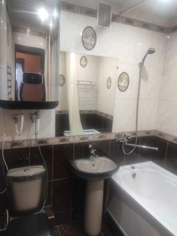 2-комн квартира Солнечная ул, 35
