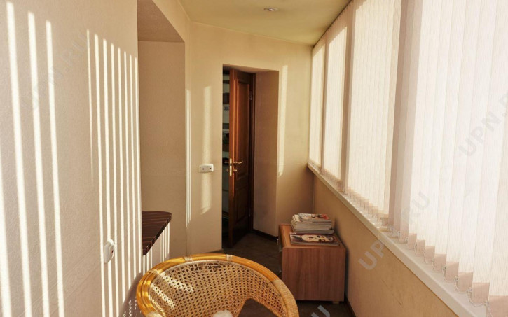 2-комн квартира луначарского, 57