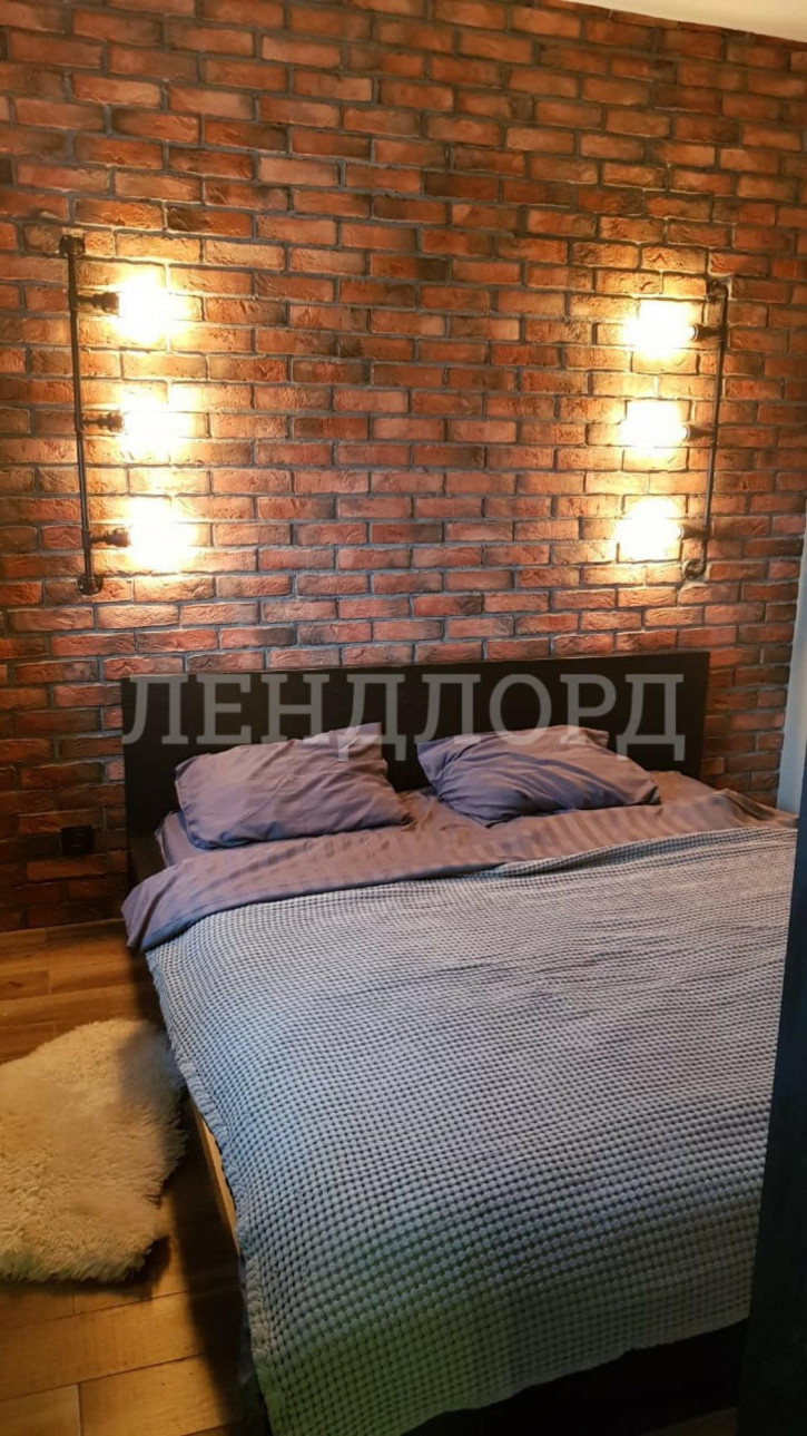 2-комн квартира бульвар Комарова, 20В/9А