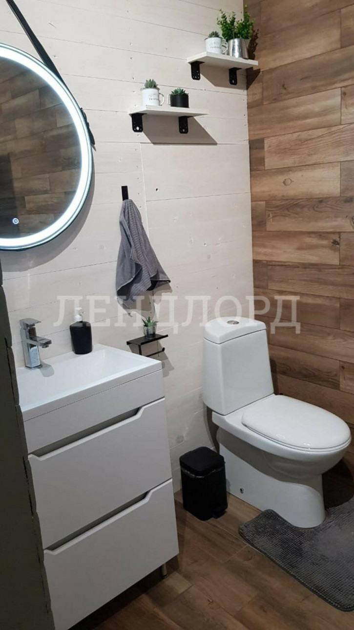 2-комн квартира бульвар Комарова, 20В/9А