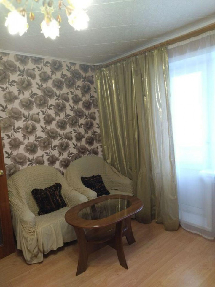 1-комн квартира Георгия Димитрова, 9