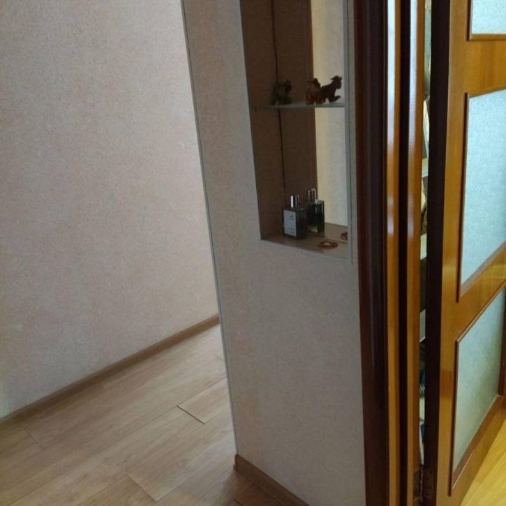 1-комн квартира Георгия Димитрова, 9