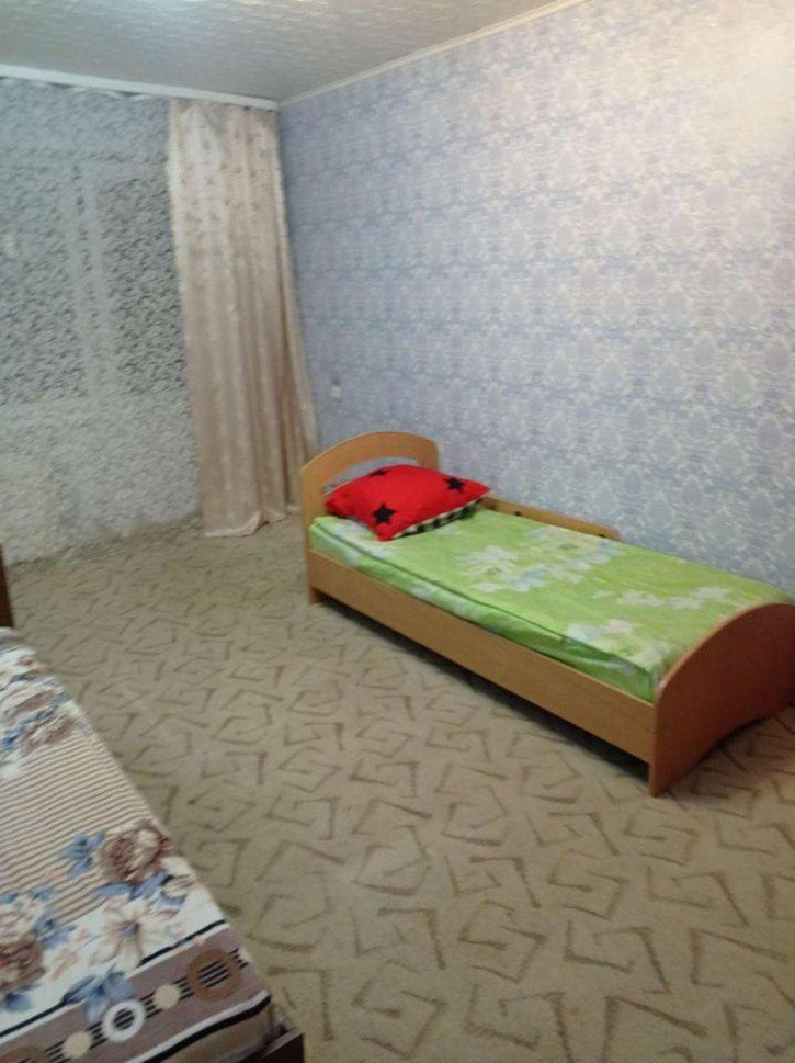 1-комн квартира Героев Труда, 13