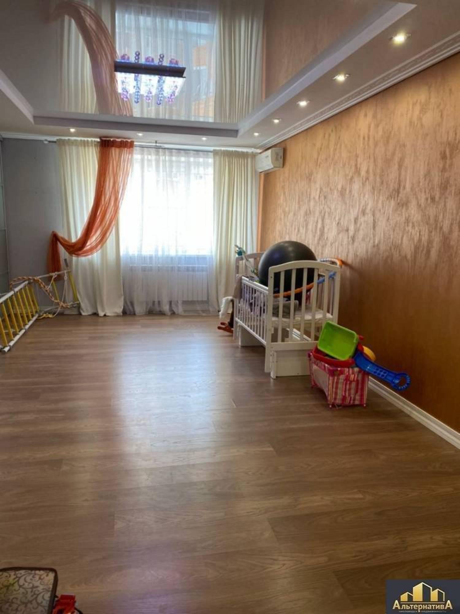 Купить квартиру за 22 950 000 рублей на Октябрьская площадь ул.