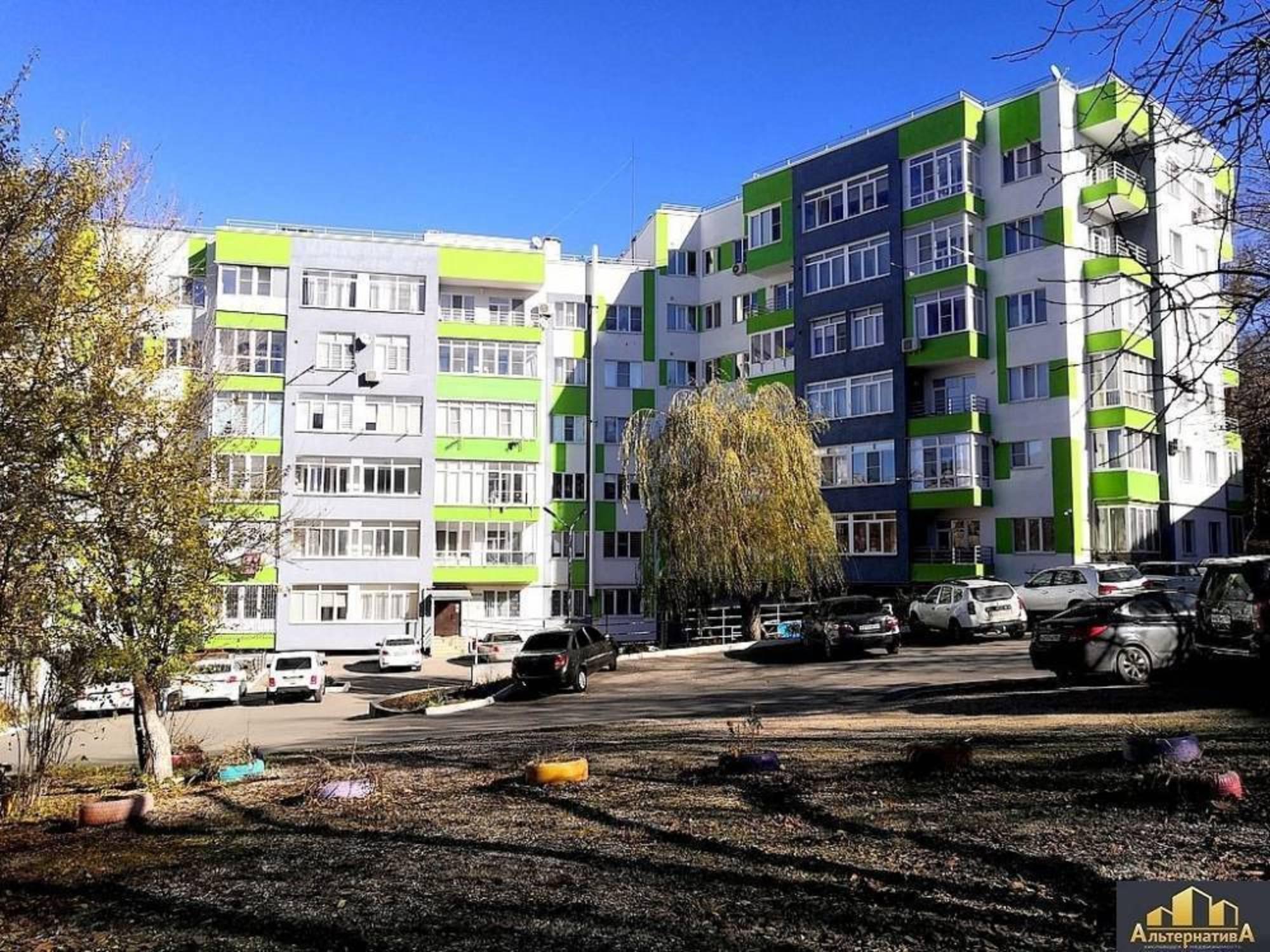 Купить квартиру за 15 000 000 рублей на Марцинкевича ул.