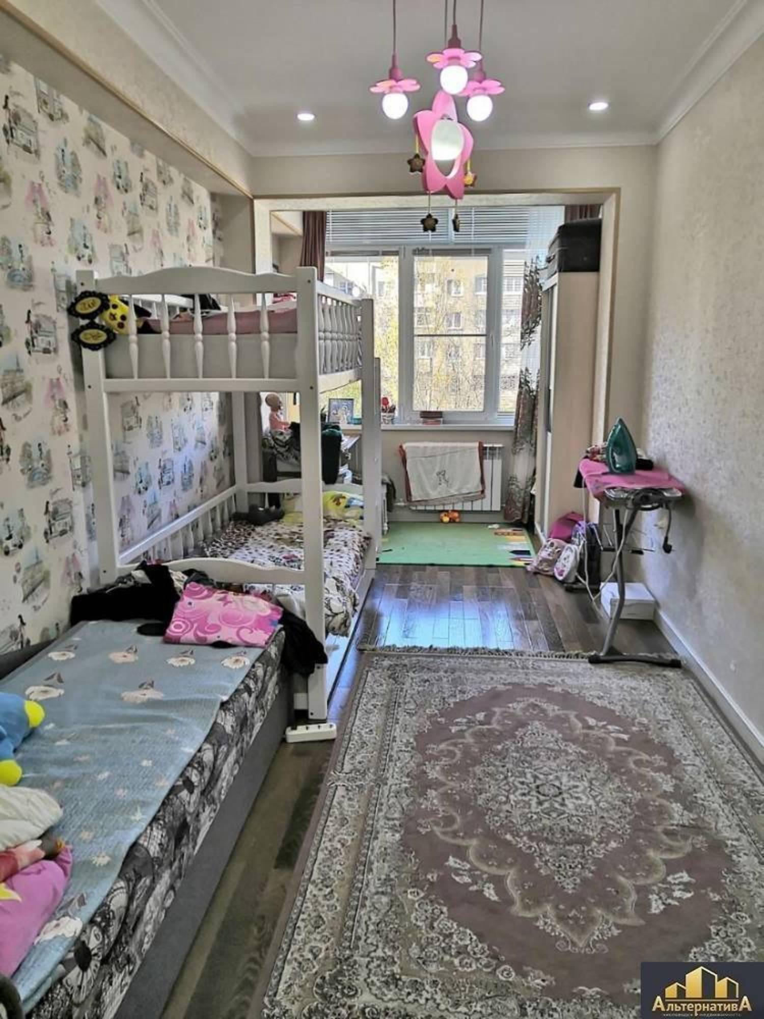 Купить квартиру за 15 000 000 рублей на Марцинкевича ул.