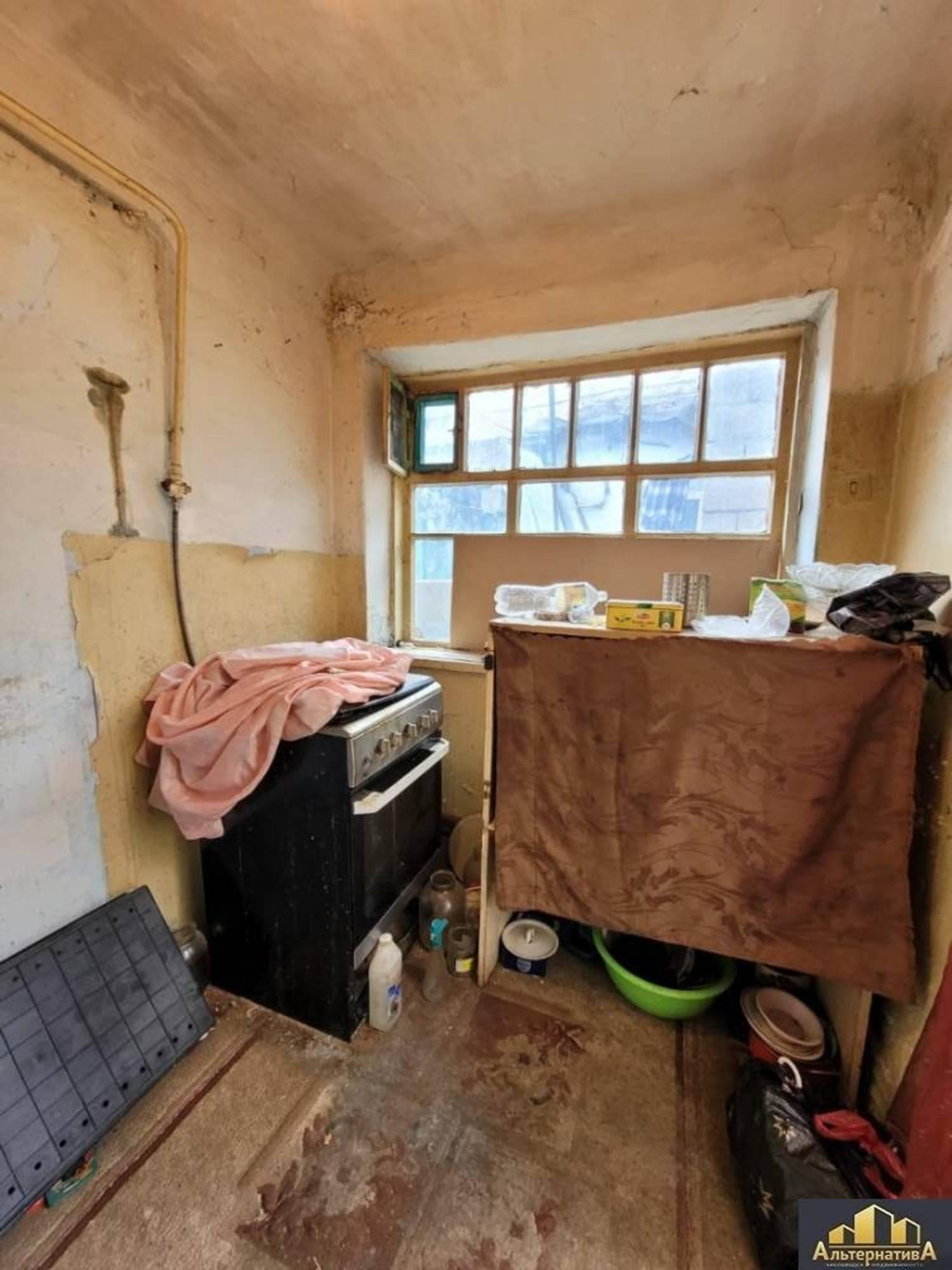 Купить квартиру за 2 500 000 рублей на Резервуарная ул.