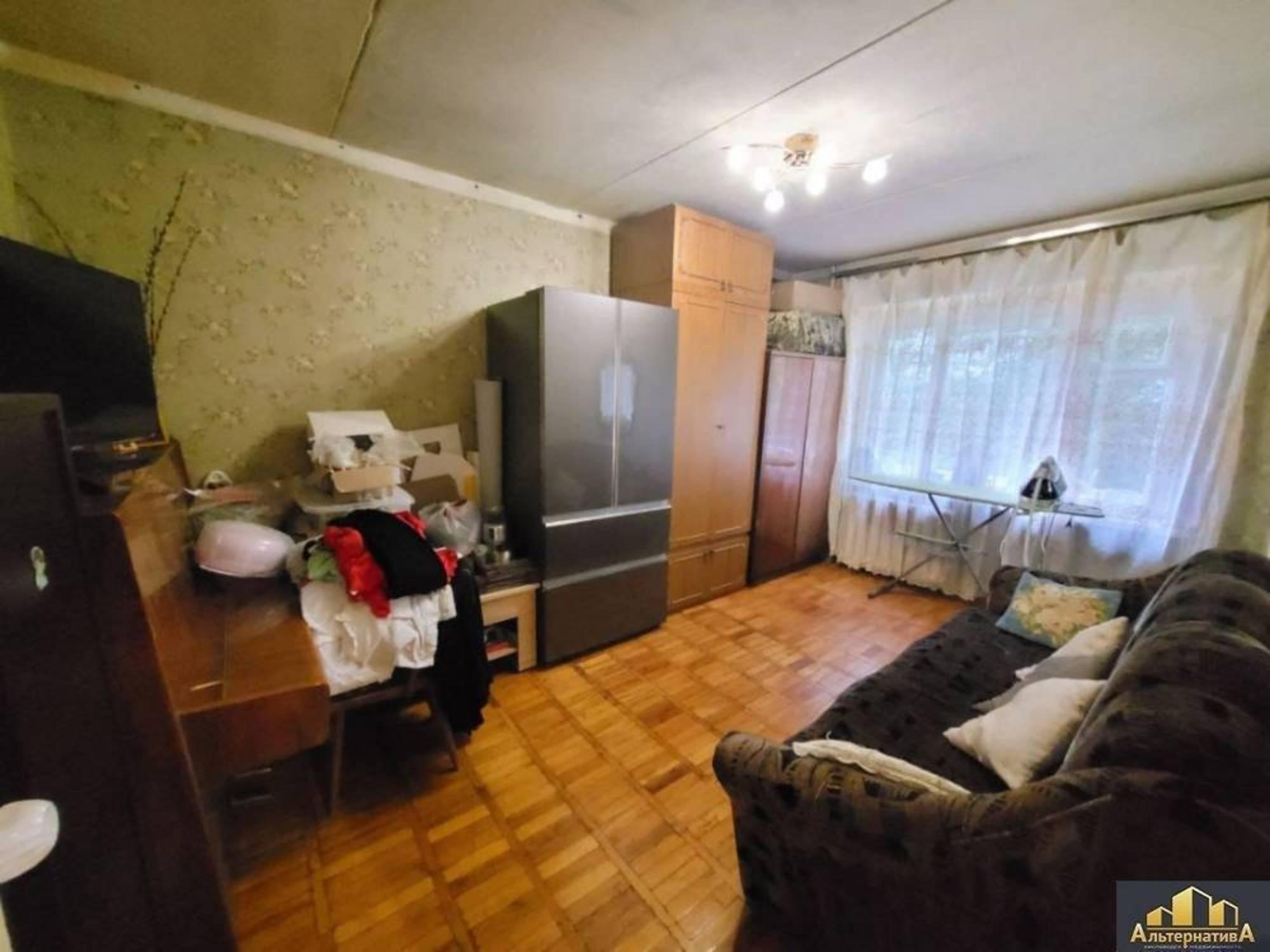 Купить квартиру за 10 000 000 рублей на Героев Медиков ул.