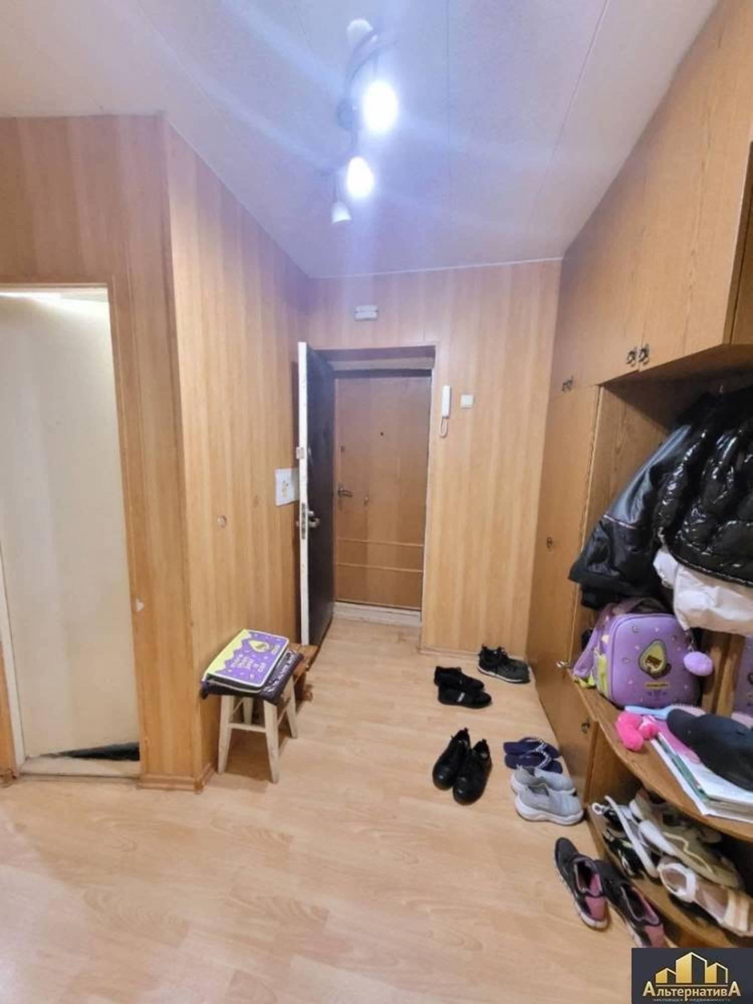 Купить квартиру за 10 000 000 рублей на Героев Медиков ул.