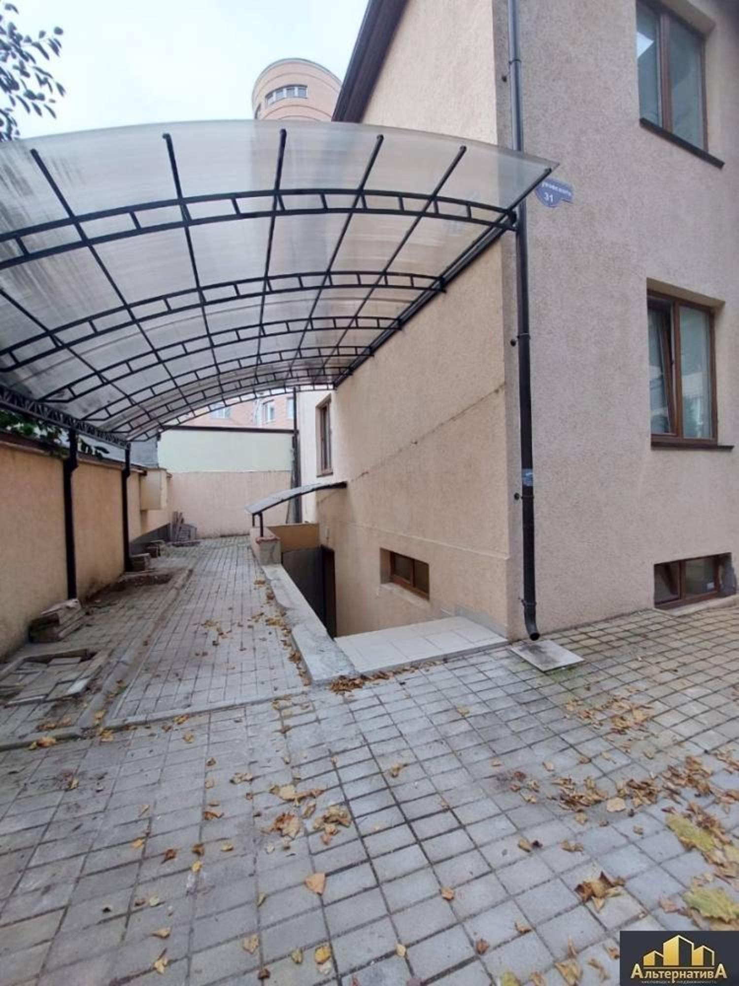 Купить квартиру за 10 500 000 рублей на Жуковского ул.