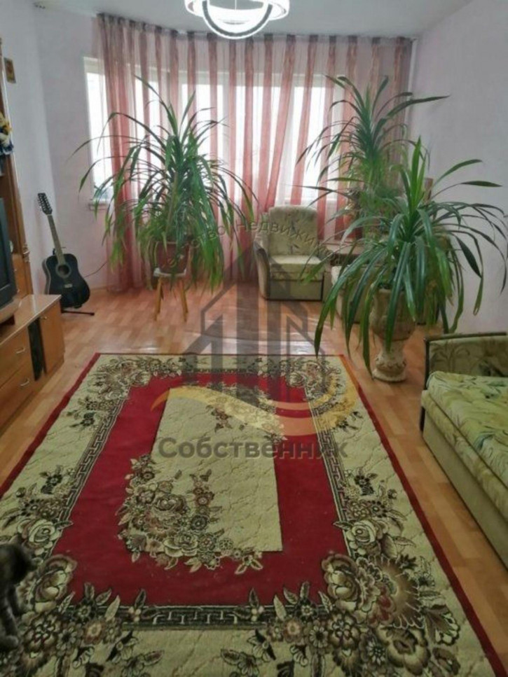 3-комн квартира Степной мкр, 8