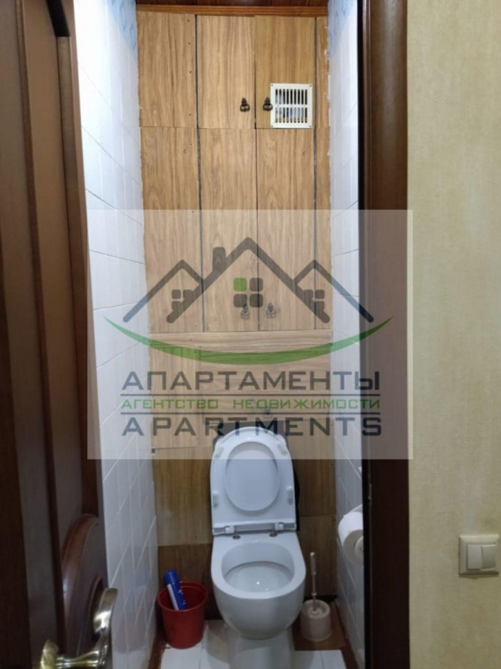 4-комн квартира Целинная ул, 12
