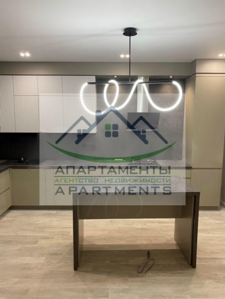 2-комн квартира Адмиральского ул, 1А