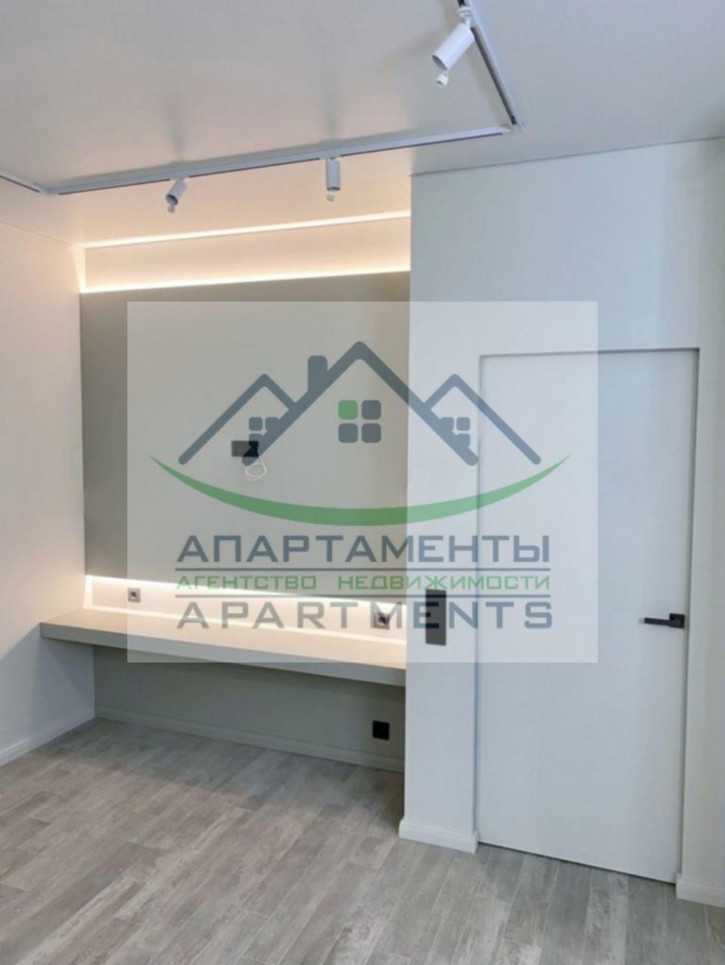 2-комн квартира Адмиральского ул, 1А