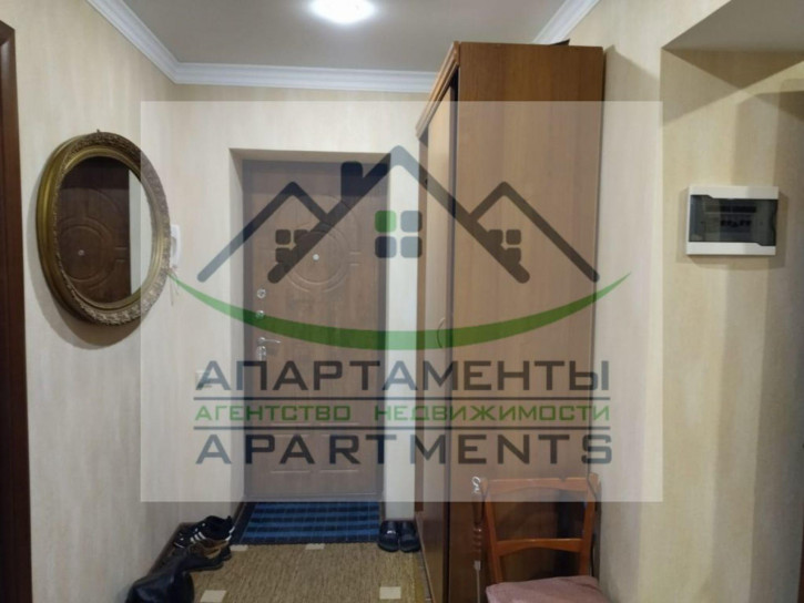 4-комн квартира Целинная ул, 12