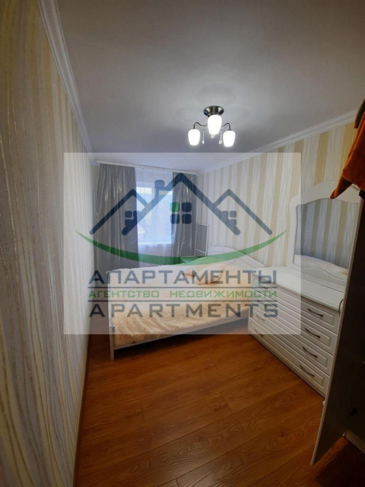 2-комн квартира Цандера проезд, 1