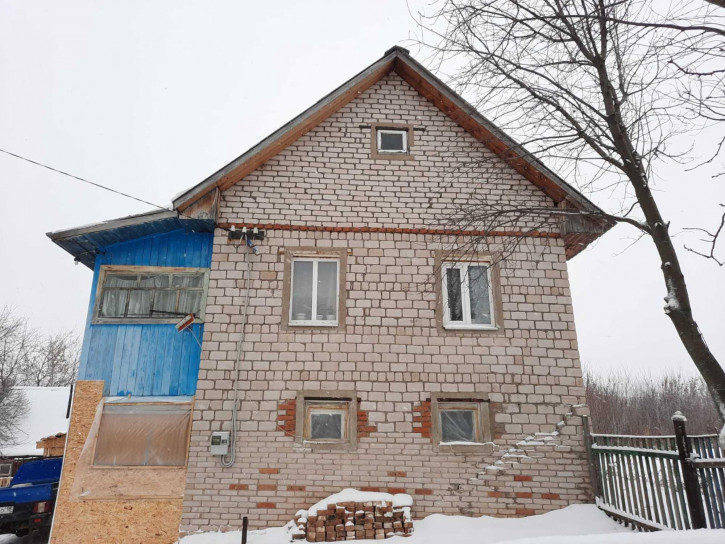 Коттедж/дом РБ, Благовещенский район, с. Удельно-Дуваней, ул. Базарная, д.6,  Базарная, 6