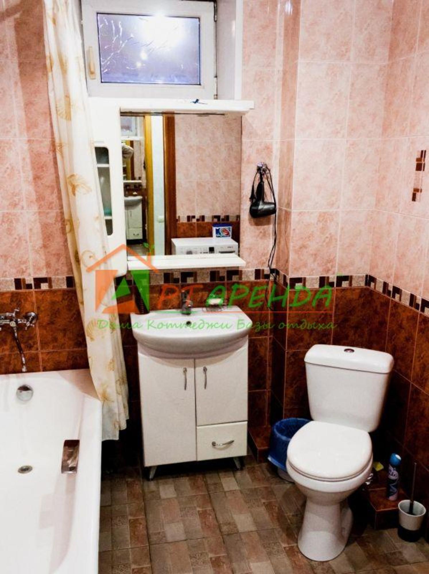 Сдать дачу, дом, коттедж за 10 000 рублей на Энтузиастов улица, 17