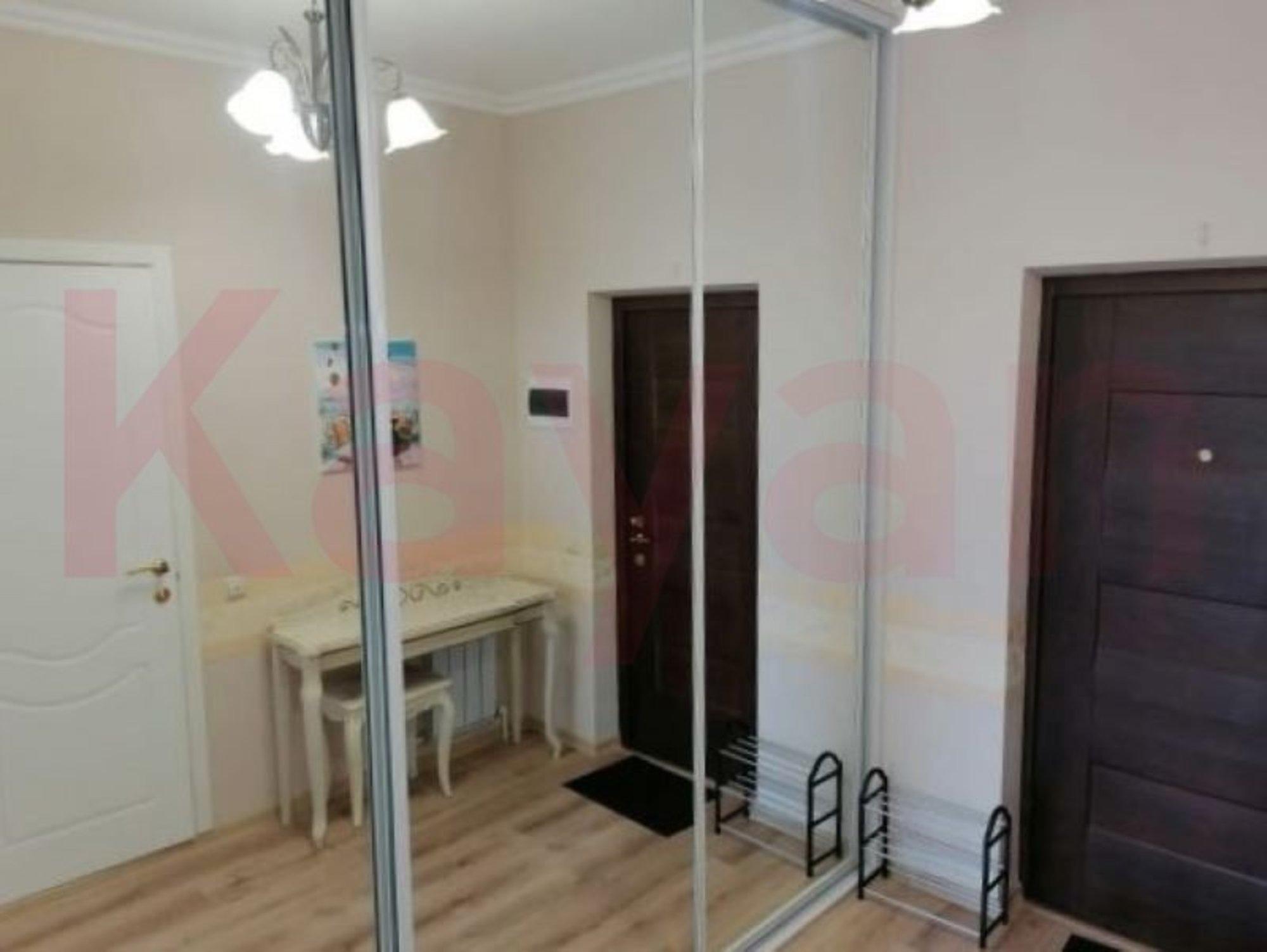 Купить квартиру за 16 000 000 рублей на Серафимовича ул.