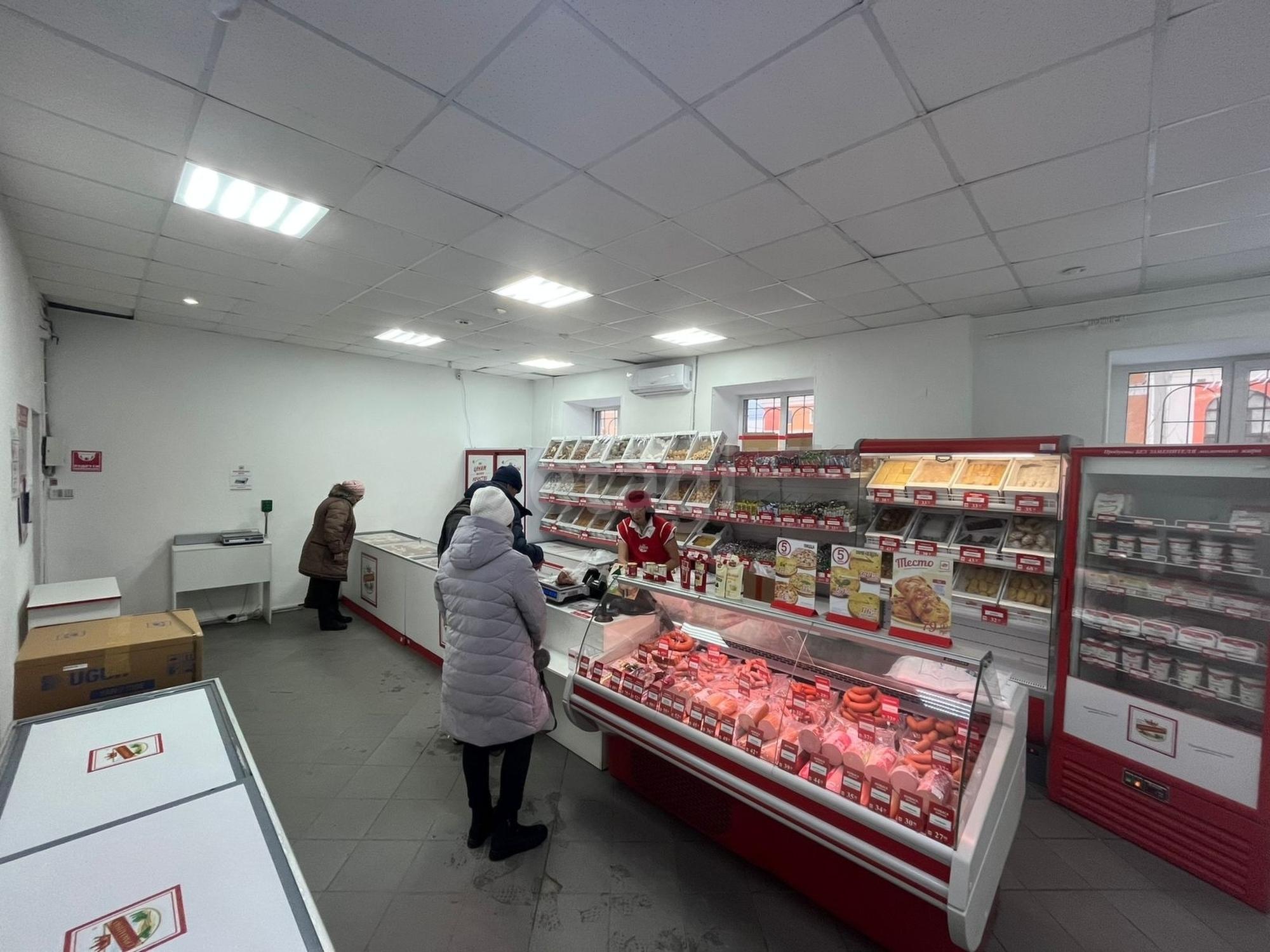 Сдать торговое помещение за 45 000 рублей на Екатеринбург