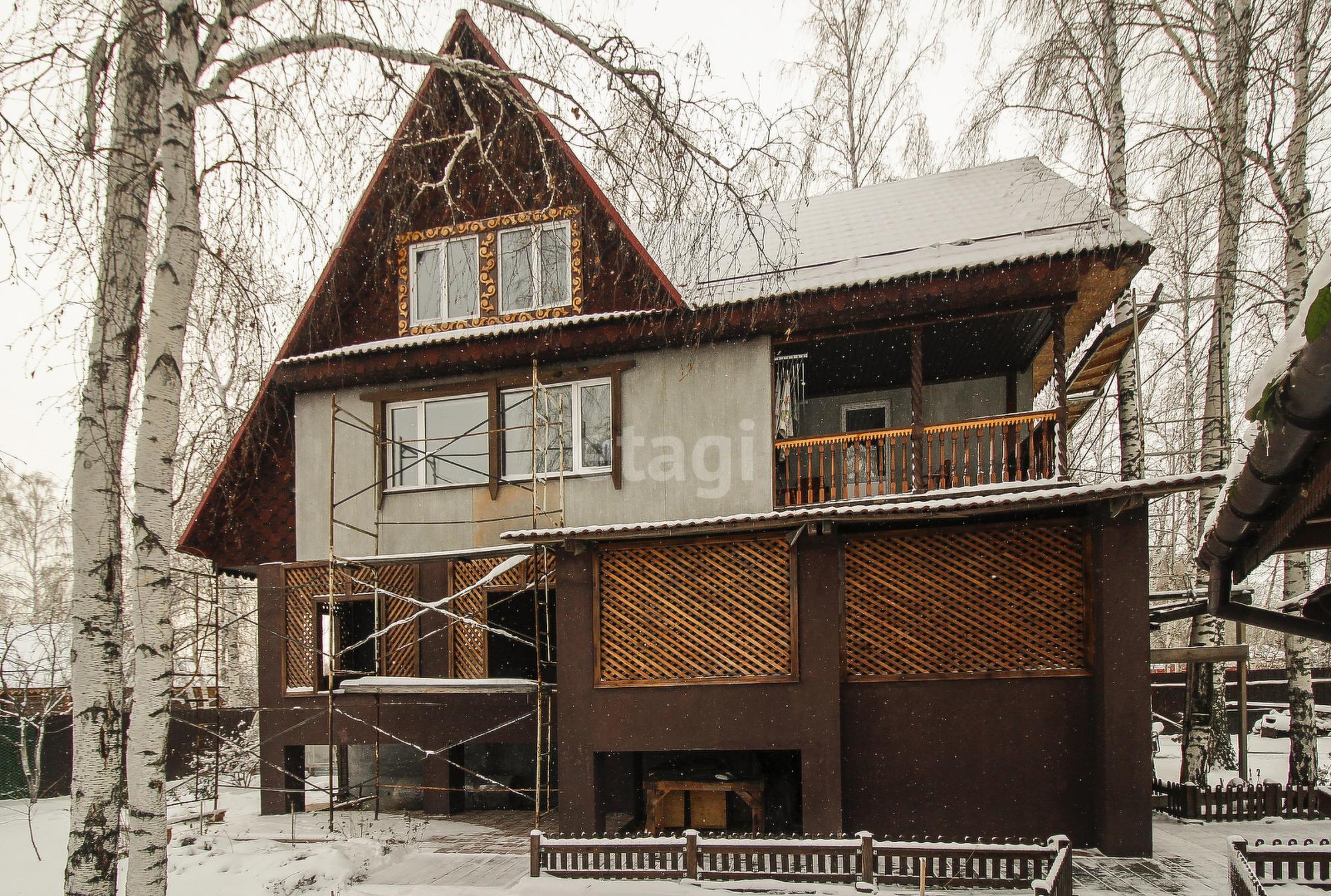 Купить дачу, дом, коттедж за 19 600 000 рублей на Каштановая, 15