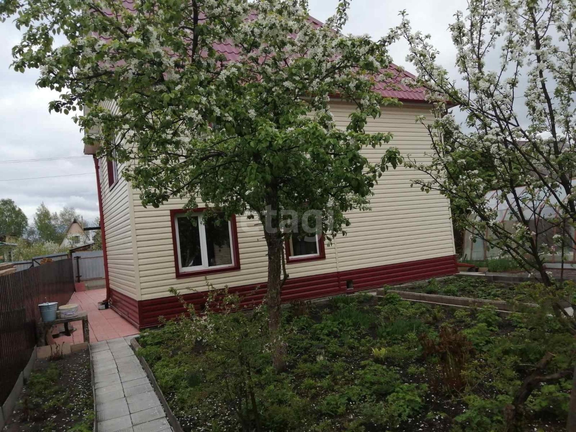Купить дачу, дом, коттедж за 4 500 000 рублей на Гагарина, 184