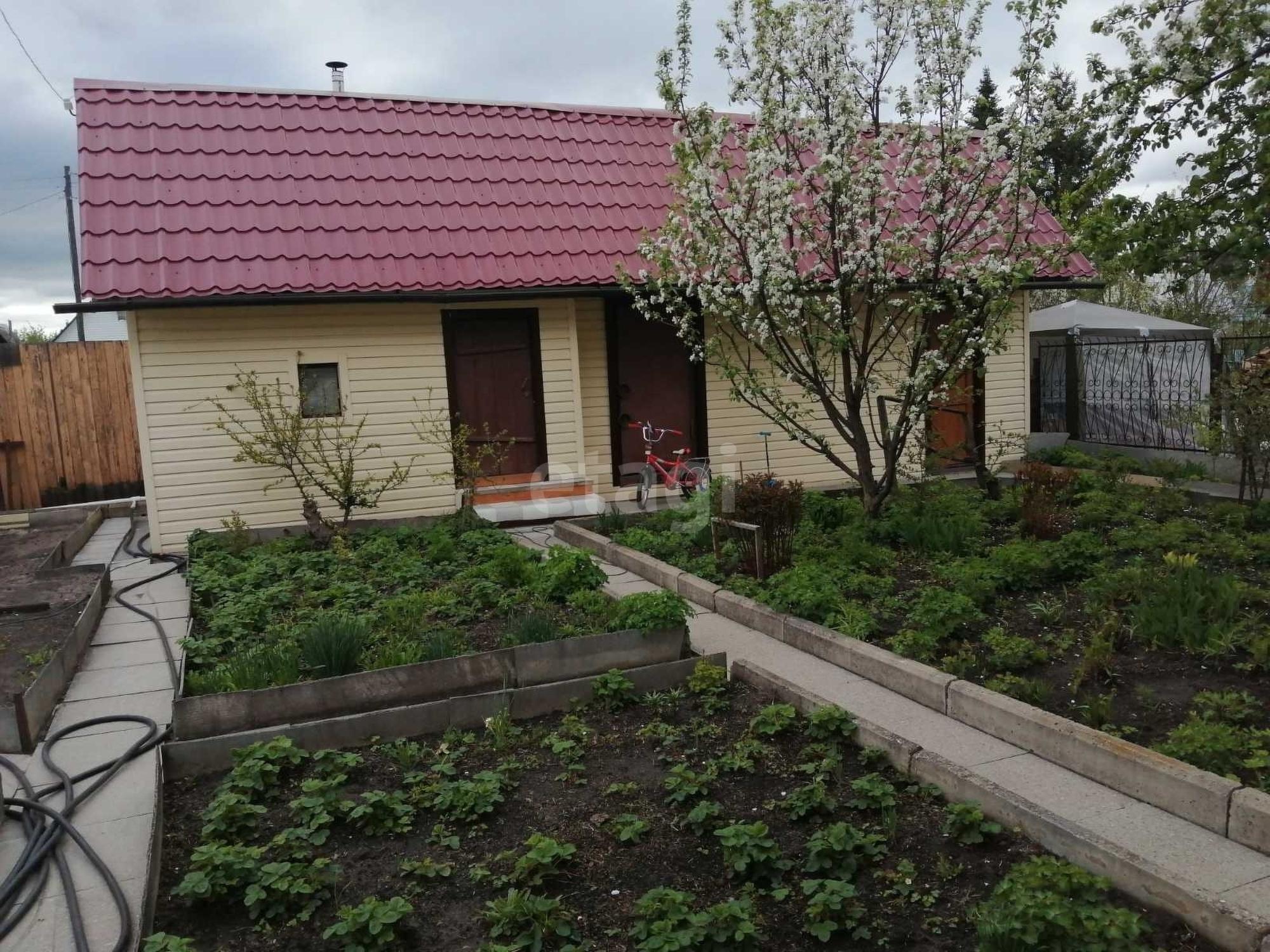 Купить дачу, дом, коттедж за 4 500 000 рублей на Гагарина, 184