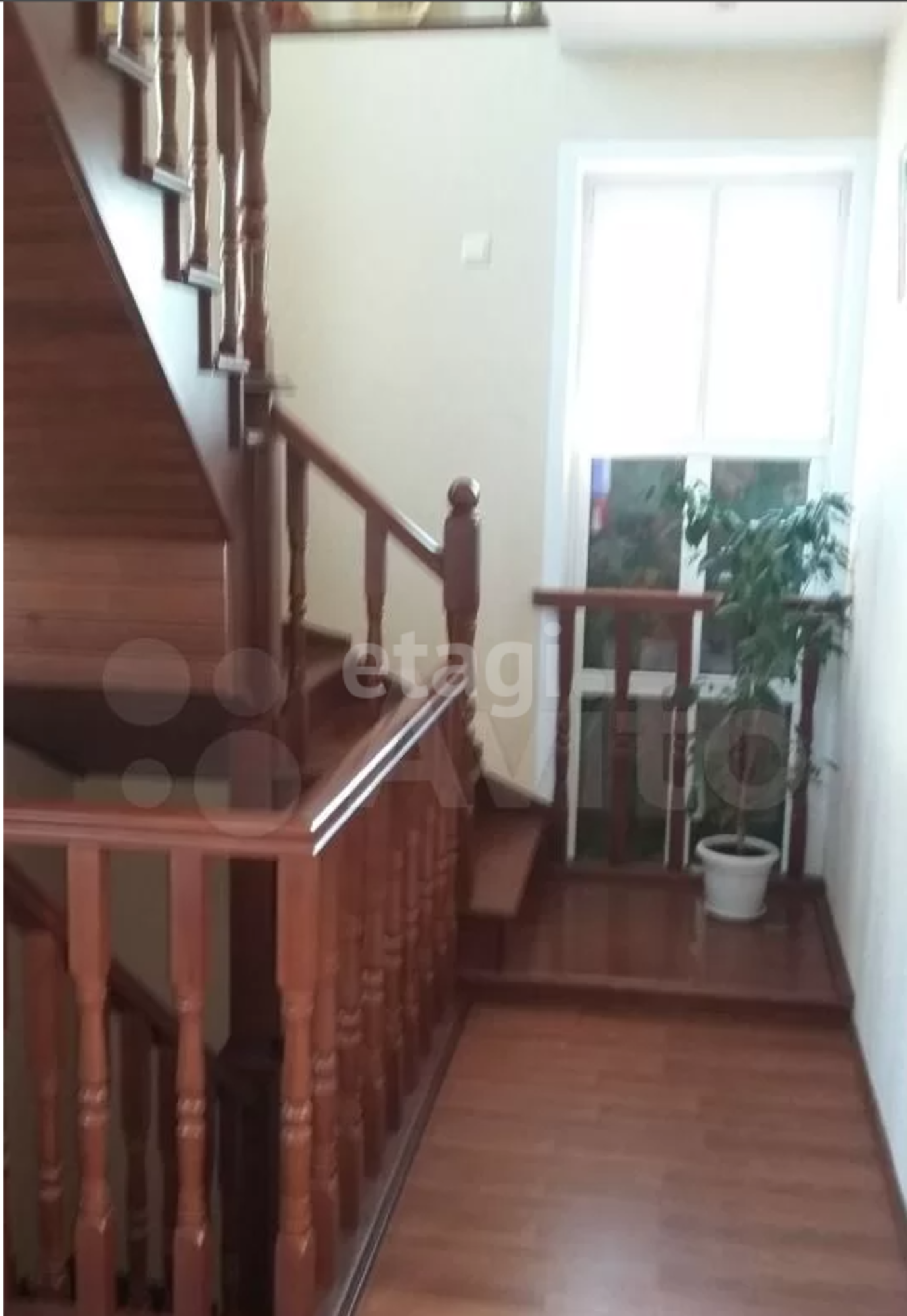 Купить дачу, дом, коттедж за 10 140 000 рублей на Вишневая, 61