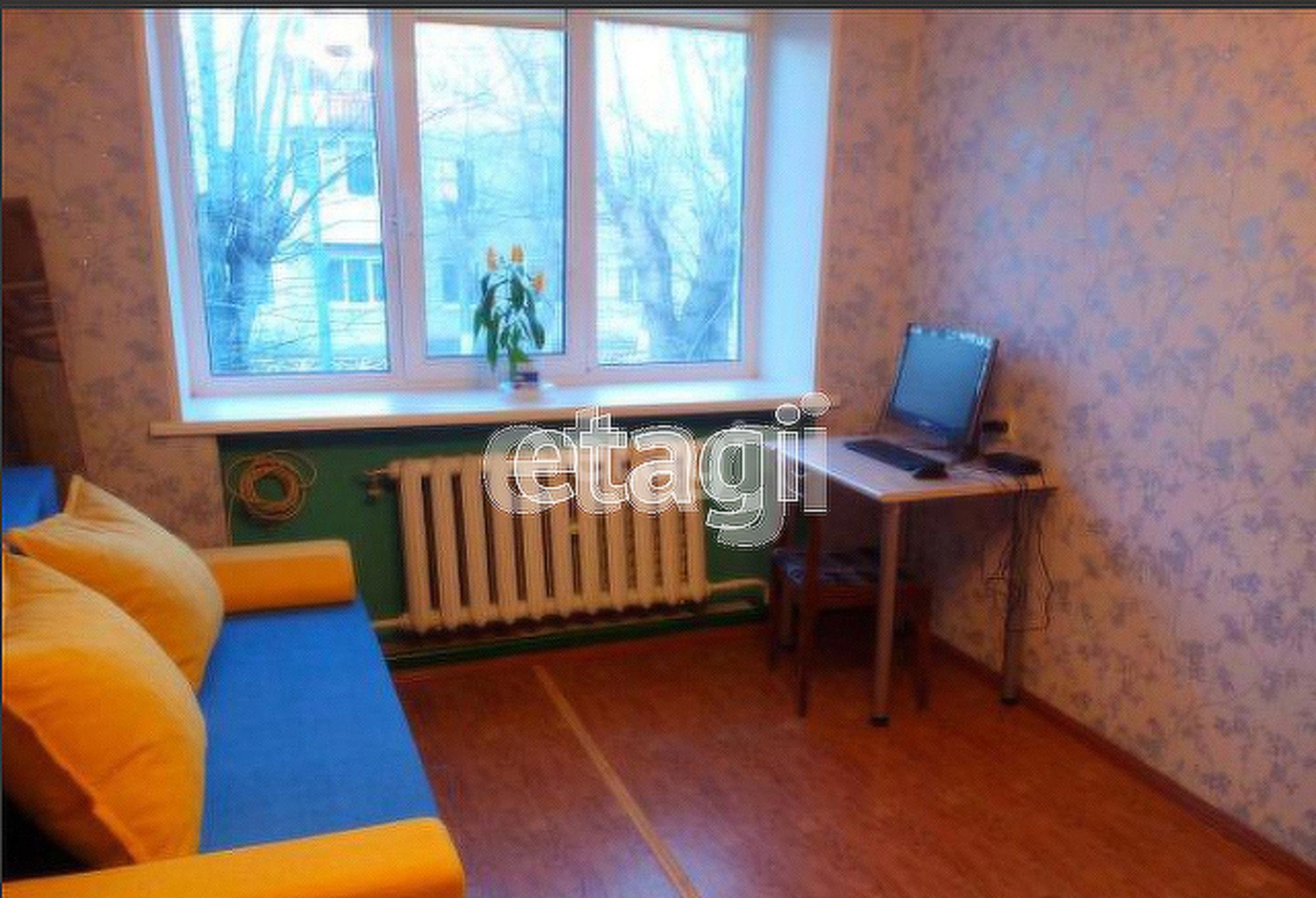 Купить квартиру за 3 000 000 рублей на 70 лет Октября, 14