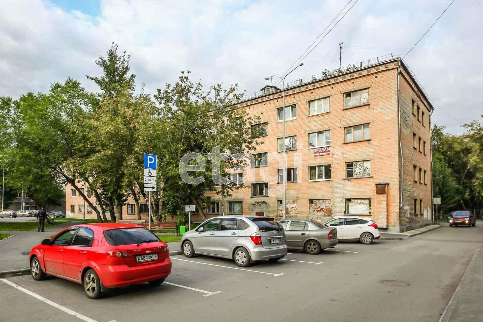 Купить комнату за 1 560 000 рублей на Республики, 178