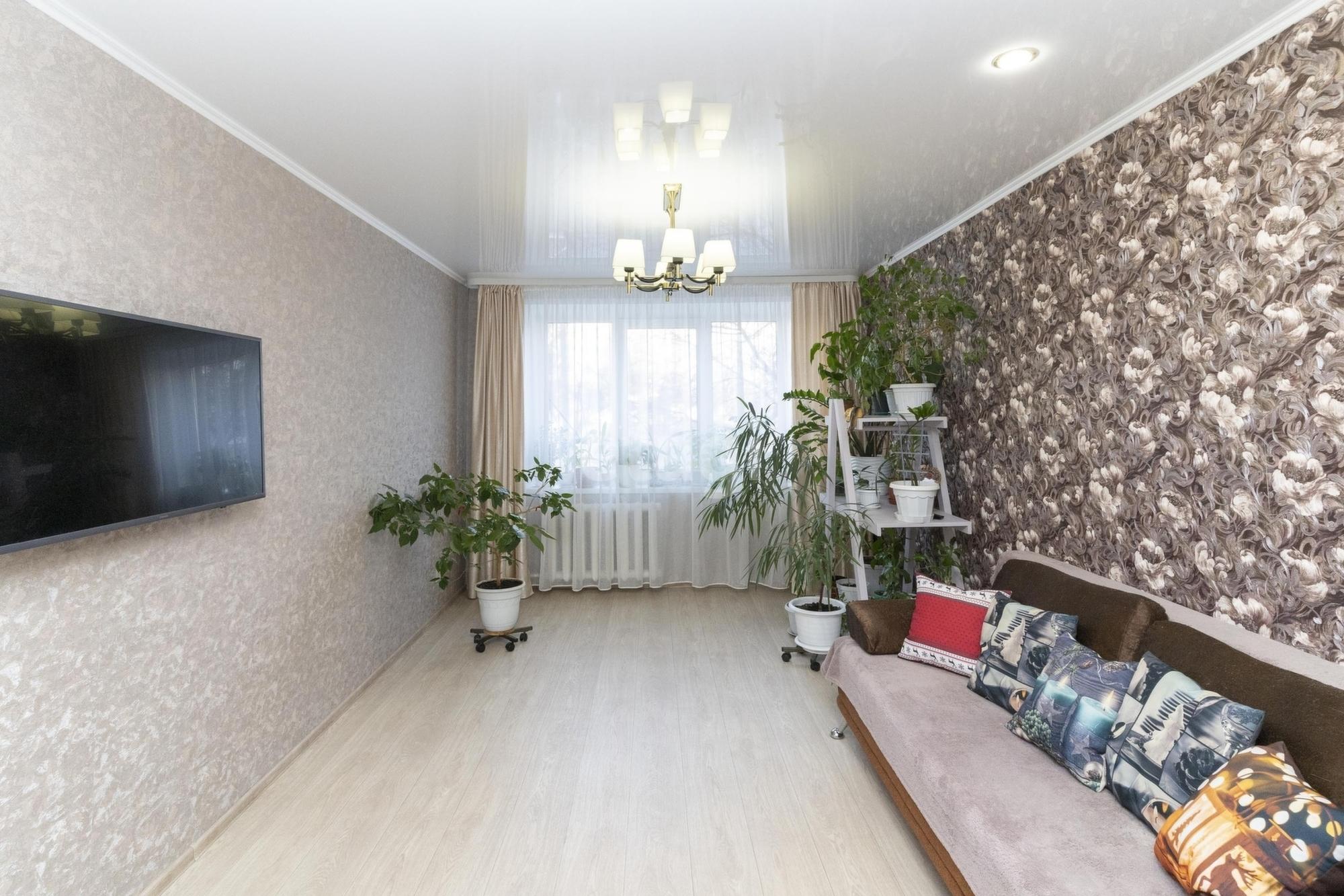 Купить квартиру за 6 050 000 рублей на Стахановцев, 6