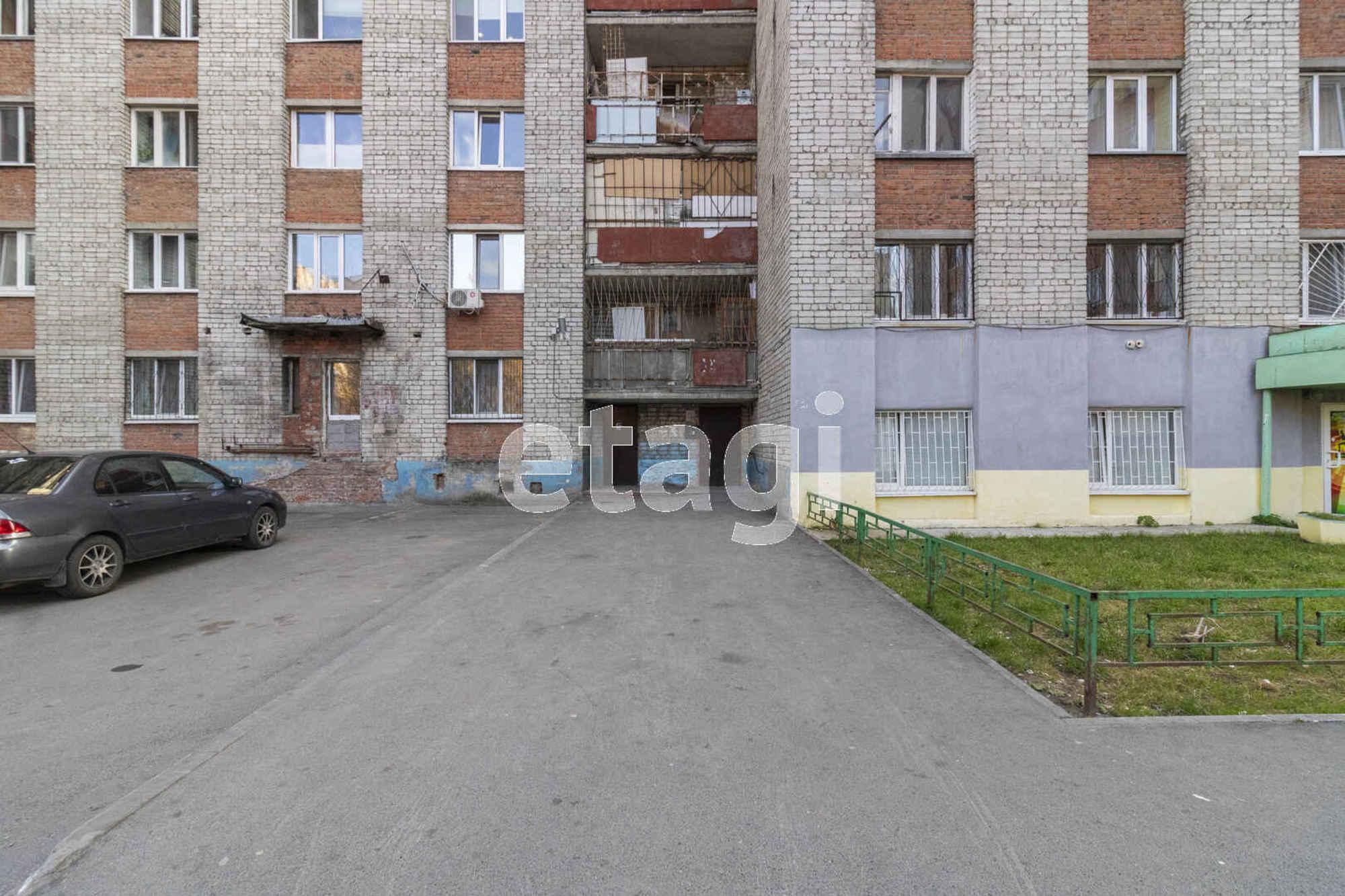 Купить комнату за 2 300 000 рублей на Олимпийская, 25