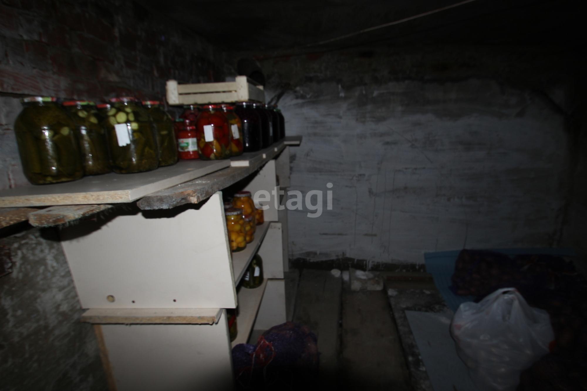 Купить гараж, место в паркинге за 1 050 000 рублей на Малиновского 4