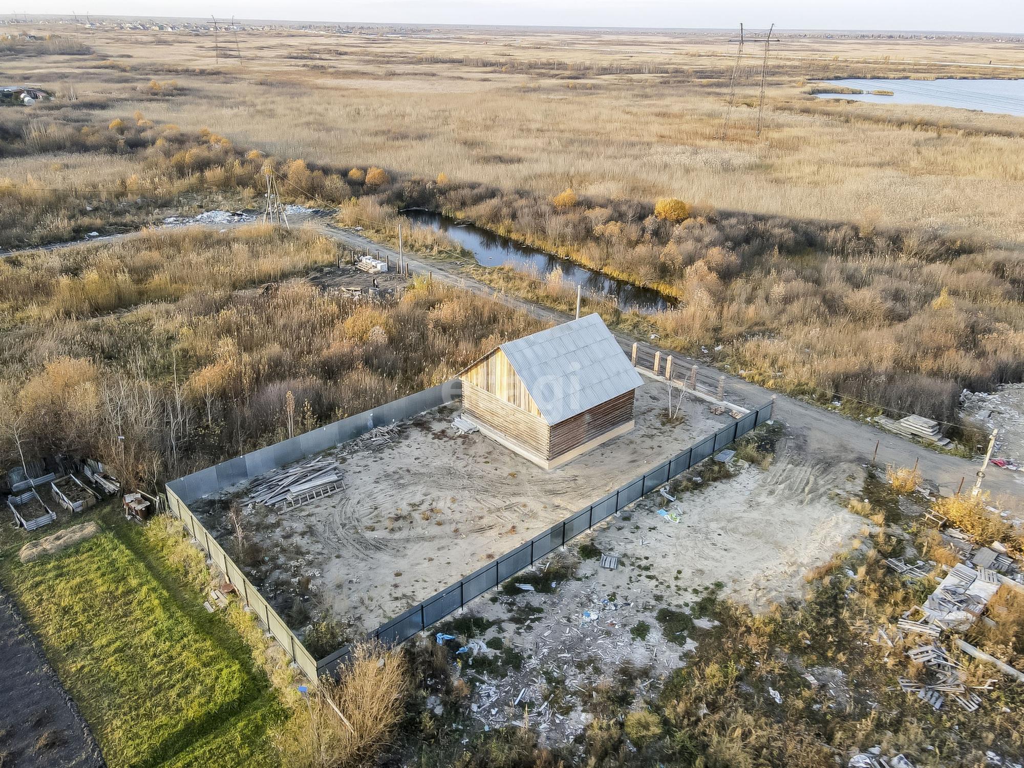 Купить дачу, дом, коттедж за 3 300 000 рублей на Приозерная,
