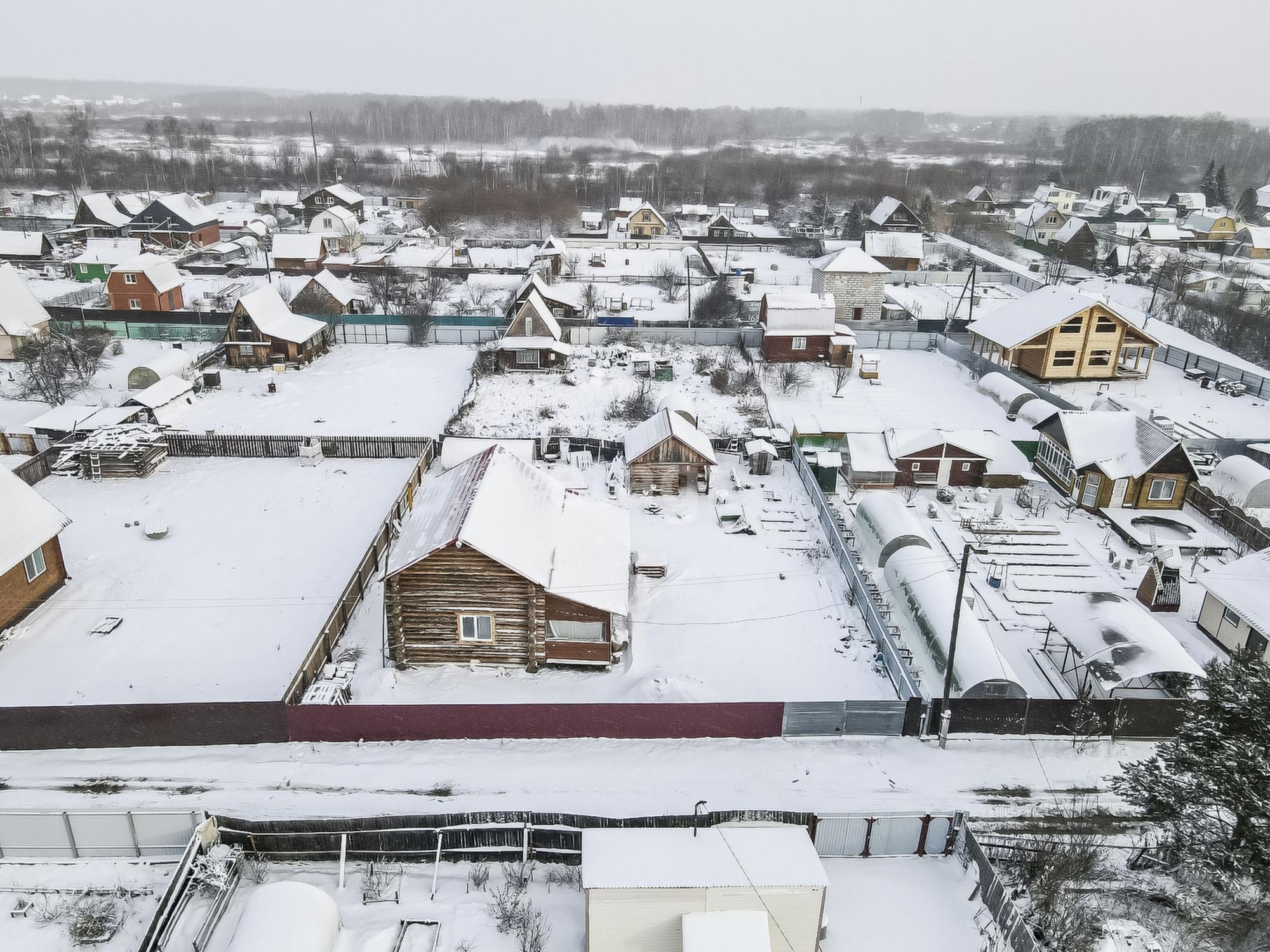 Купить дачу, дом, коттедж за 4 100 000 рублей на Центральная,