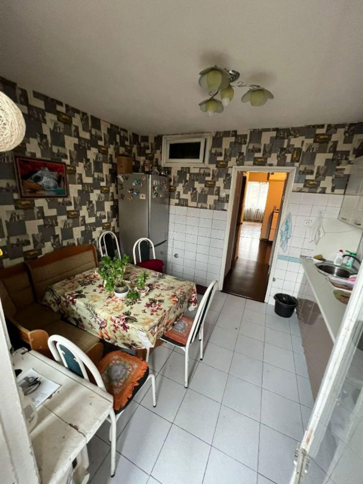 2-комн квартира Район ТРК Красная площадь, 21