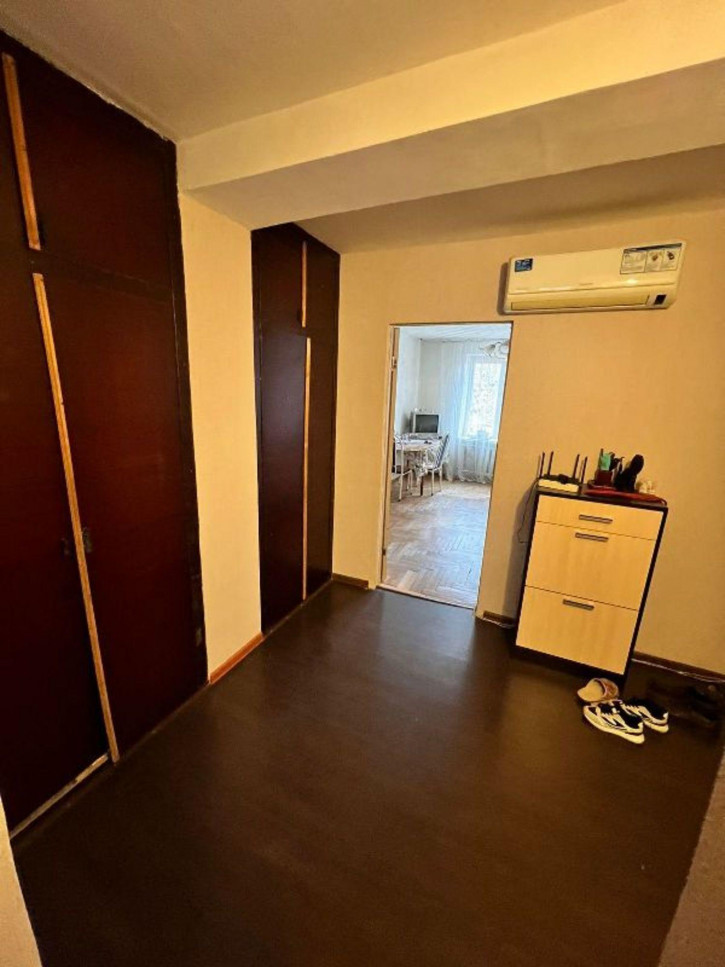 2-комн квартира Район ТРК Красная площадь, 21